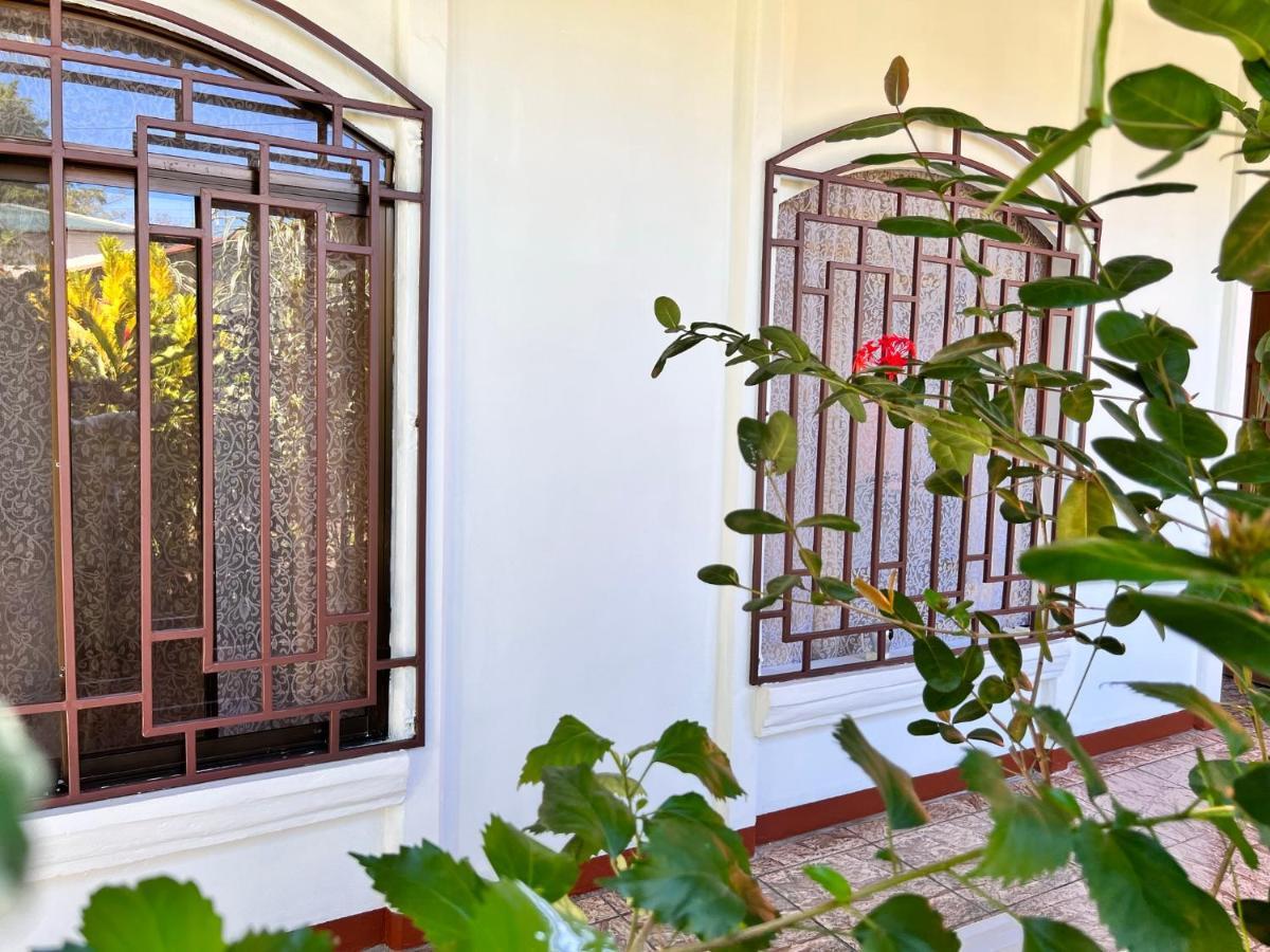 Natural Experience House Тортугеро Екстериор снимка